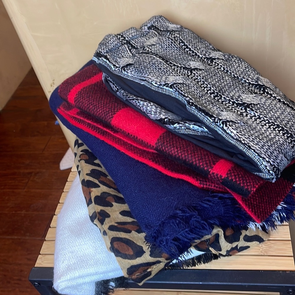 Bundle of 5 Fall/Winter Scarves